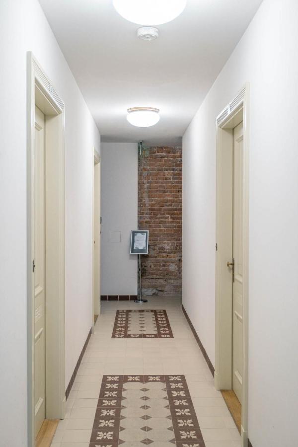 Apartament Grey Pearl Downtown Apartment วอร์ซอ ภายนอก รูปภาพ